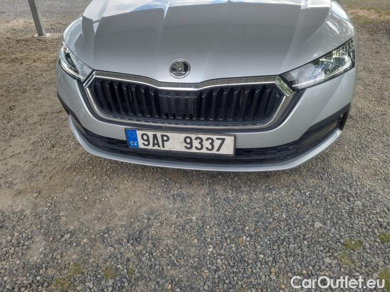  Skoda  Octavia  Combi (NX3)(2020) Oct.C.2.0TDI 110 4x4 Ambit AT #1