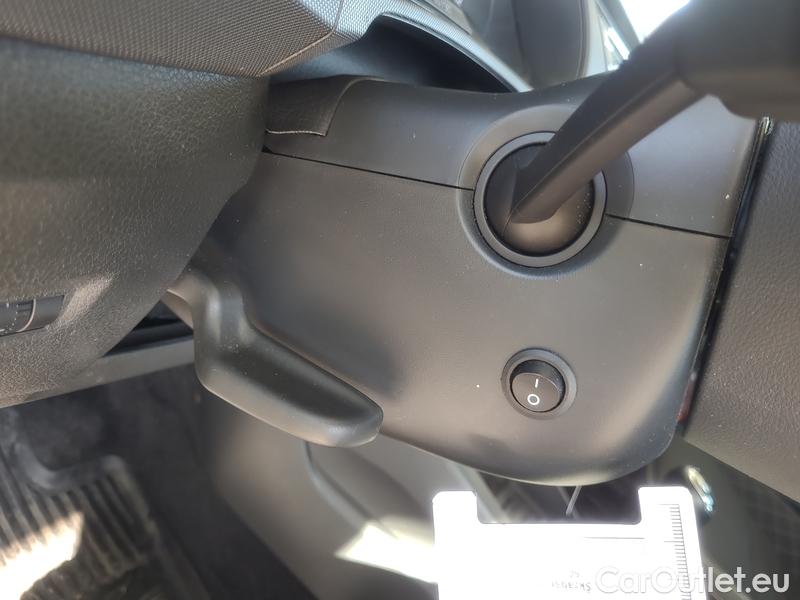  Skoda  Fabia  Combi (2015)  Com 1.0TSI 81 Ambition #8