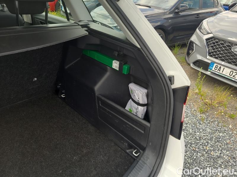  Skoda  Fabia  3 (2015)  Com 1.0TSI 81 Ambition #10