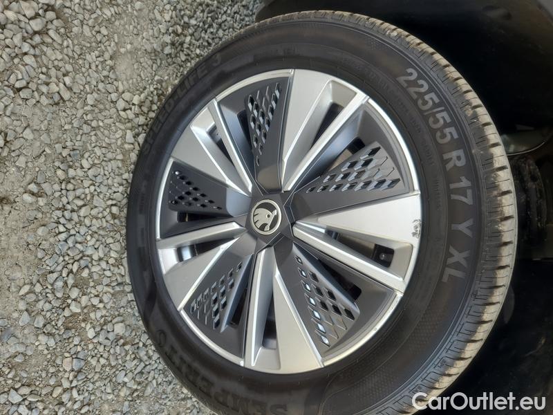  Skoda  Karoq  (NU)(2017->)  2.0TDI 110 4x4 Style AT #24