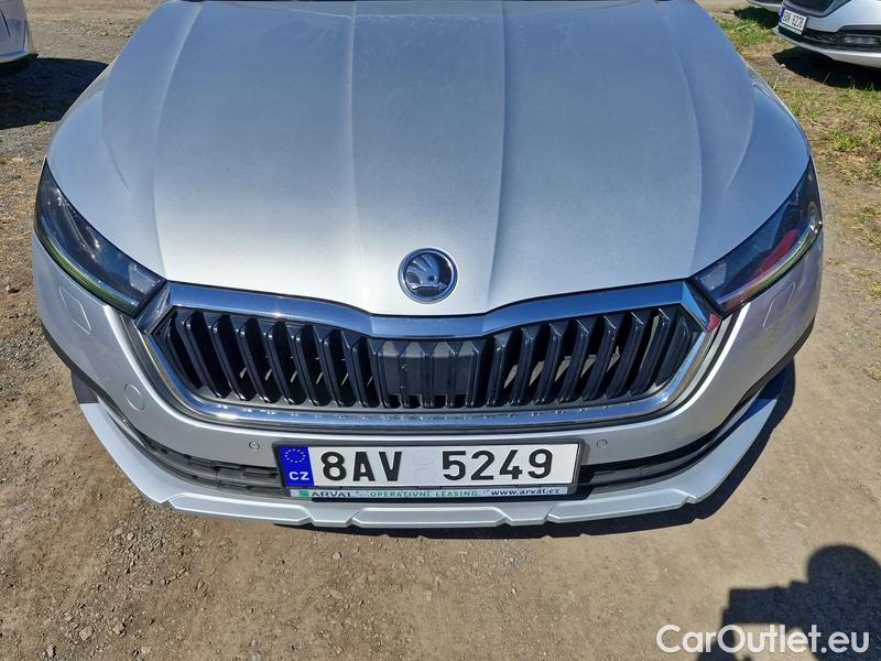  Skoda  Octavia  Combi  (5E5)(03.2017->) Oct.C.2.0TDI 110 4x4 Scout AT #21