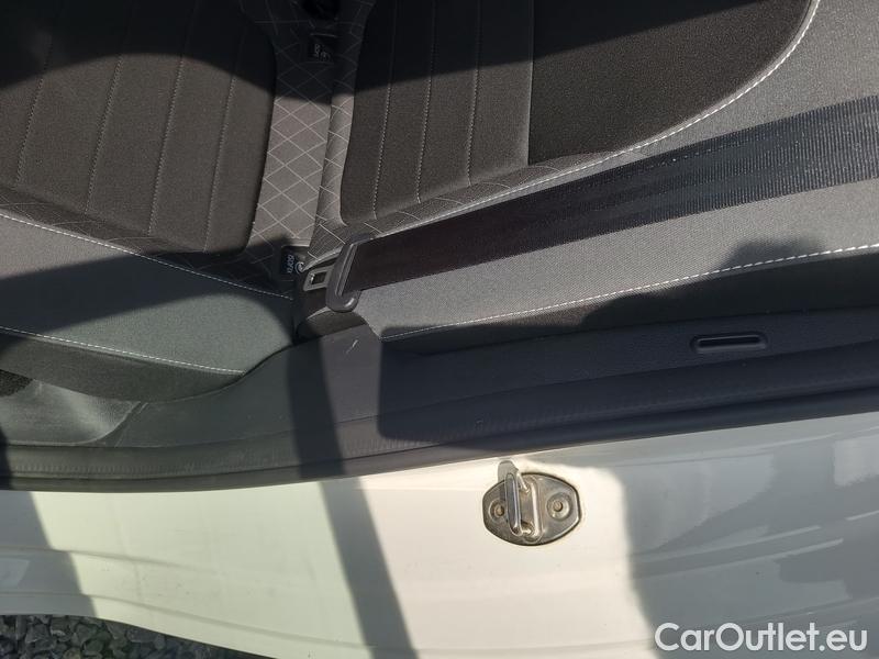  Skoda  Fabia  3 (2015)  Com 1.0TSI 81 Ambition #5