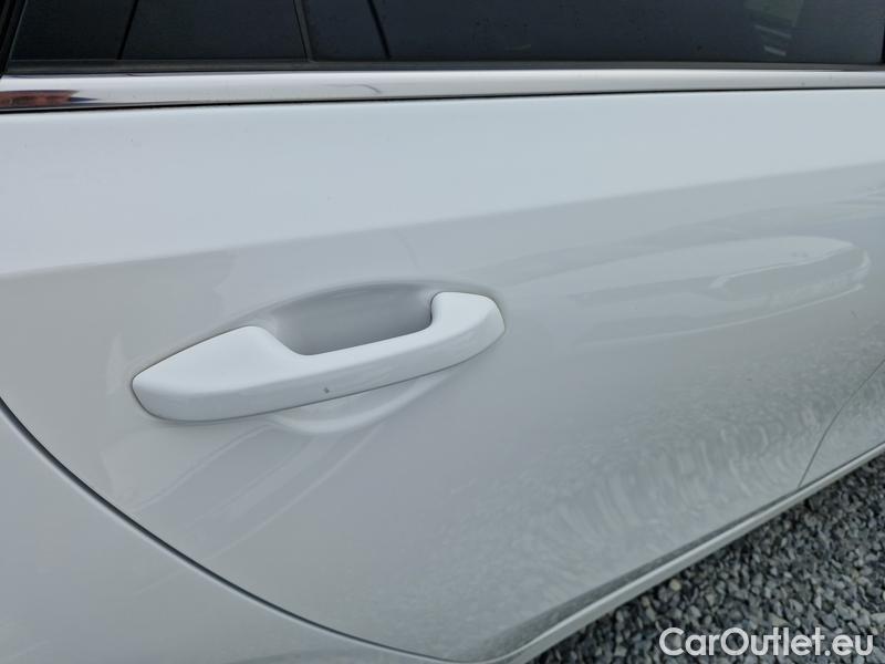  KIA  Cee'd Ceed Sportswagon (2018->) Ceed SW 1.5 T-GDI 118 Top AT #23