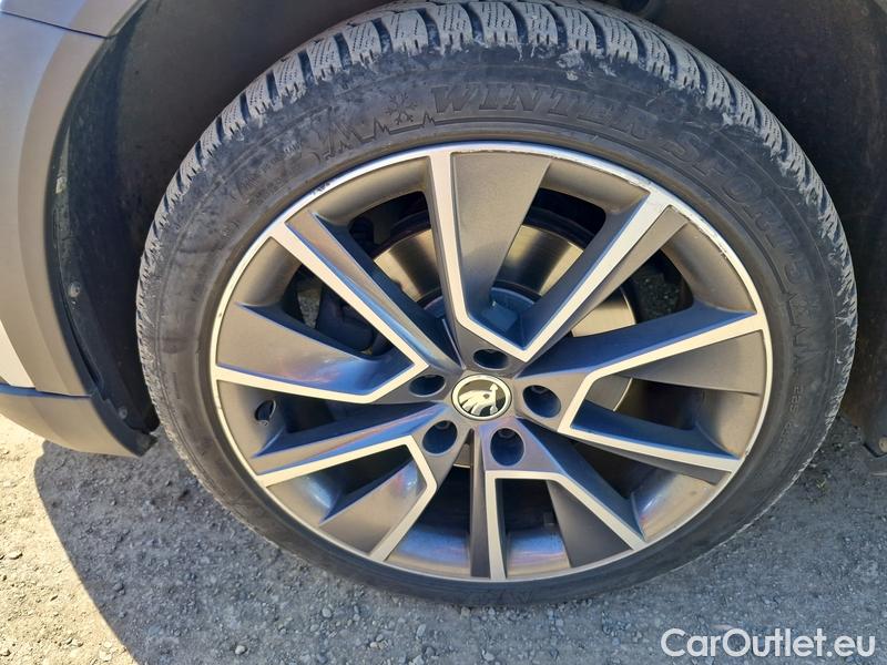  Skoda  Octavia  Combi  (5E5)(03.2017->) Oct.C.2.0TDI 110 4x4 Scout AT #8