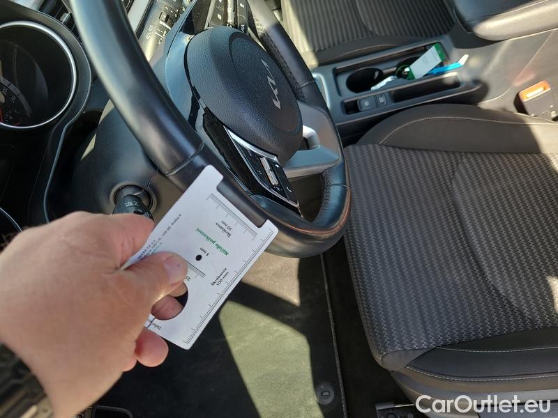  KIA  Cee'd Ceed  (CD) (2018->) Ceed SW 1.5 T-GDI 118 Top AT #3