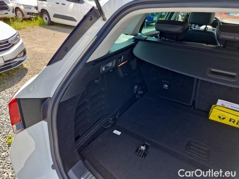  Renault  Megane  IV Estate  (2016)  GT 1.5dCi 115 Intens #17