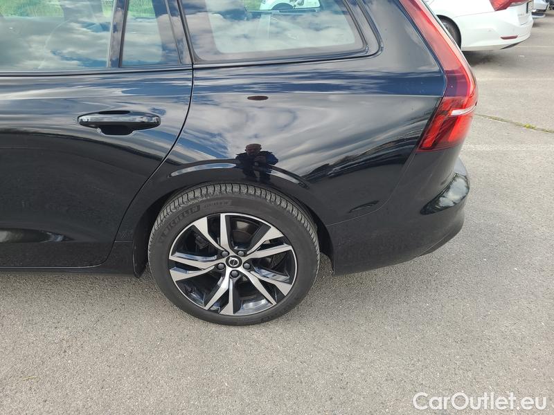  Volvo  V60 V 60 Kombi (2018->)  B4 benzin +Dark AT #3