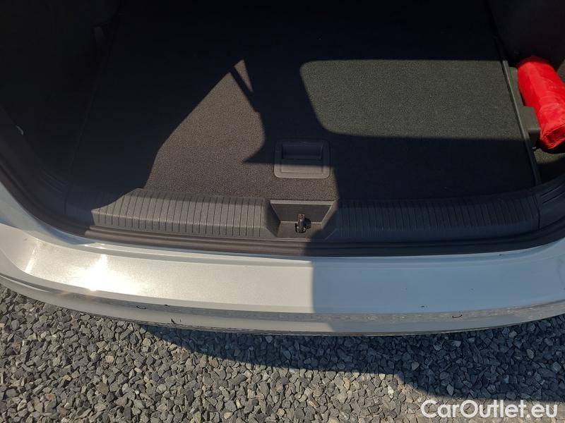  Volkswagen  Golf  7 (2012) Var.2.0TDI 110 Style AT #14
