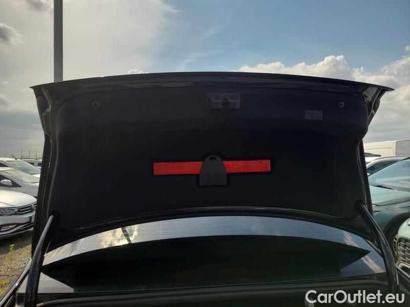  Volkswagen  Passat  Variant (CB5) (2019)  2.0TDI 110 Elegance AT #10