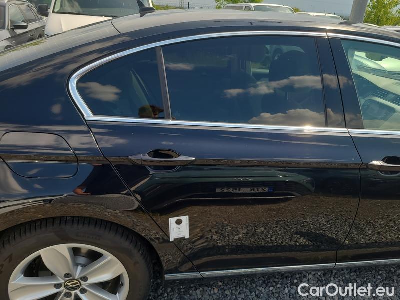  Volkswagen  Passat  Variant (CB5) (2019)  2.0TDI 110 Elegance AT #13