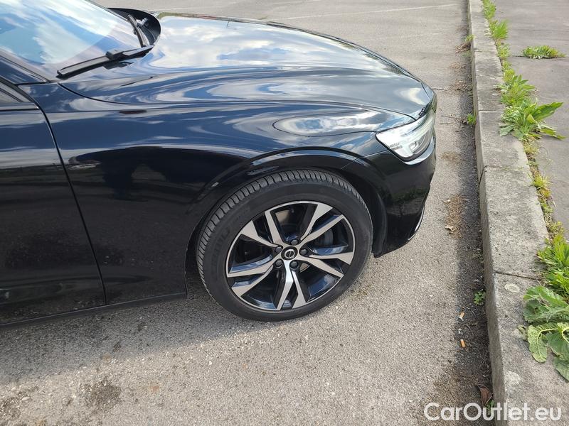  Volvo  V60 V 60 Kombi (2018->)  B4 benzin +Dark AT #8