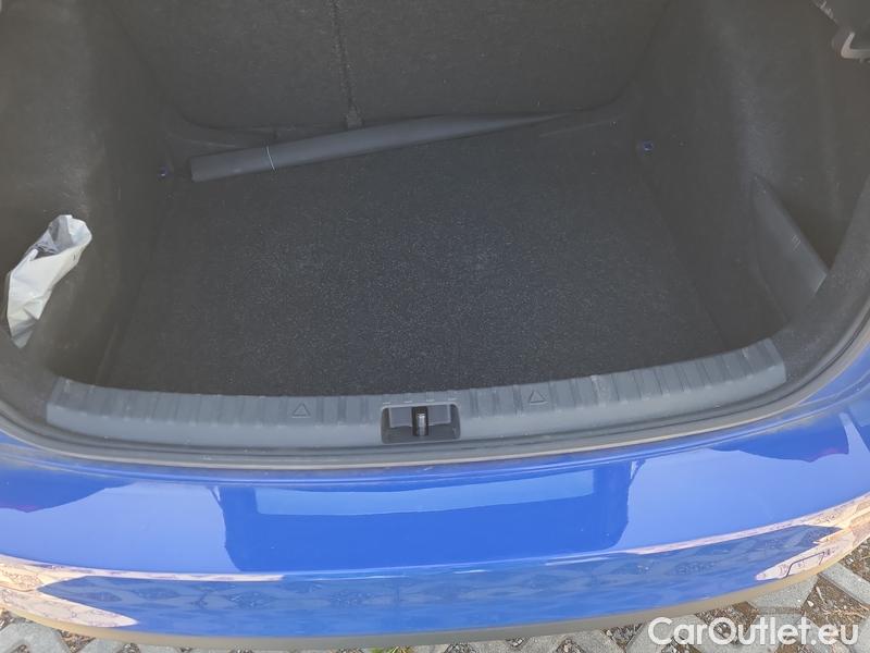  Skoda  Scala  (NW) (2019)  1.0 TSI 81 Style AT #6
