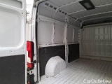  Peugeot  Boxer PEUGEOT  / 2023 / 4P / FURGONE 2.2 BLUEHDI 120 SeS 330 L2H2 #105