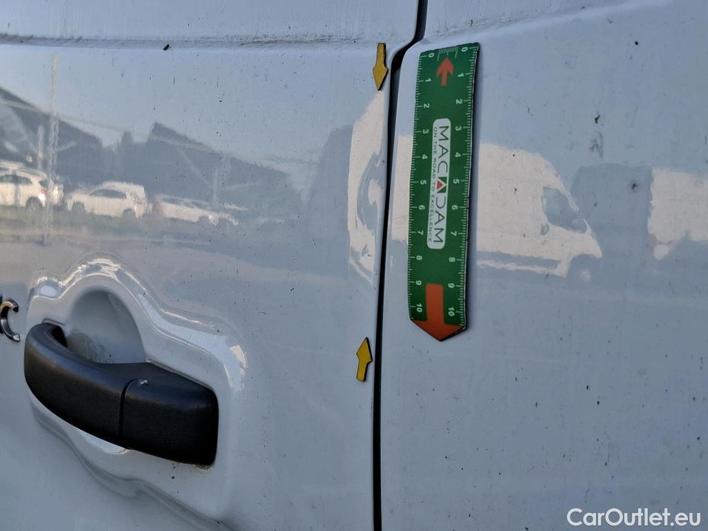  Renault  Trafic  Fourgon L2H1 3T Grand Confort 2.0 dCi 130CV BVM6 E6d #9