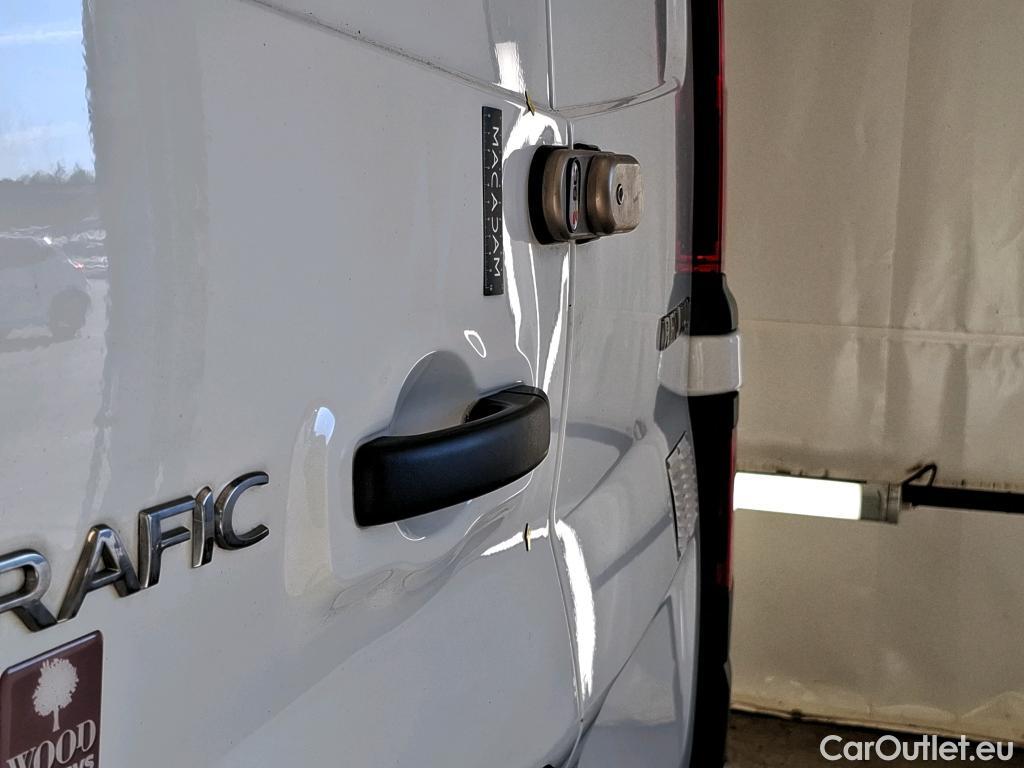  Renault  Trafic  Fourgon L1H1 3T Grand Confort 2.0 dCi 130CV BVM6 E6d #6
