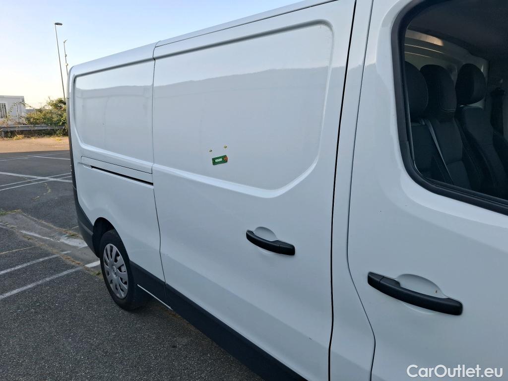  Renault  Trafic  Fourgon L2H1 3T Grand Confort 2.0 dCi 130CV BVM6 E6d #35