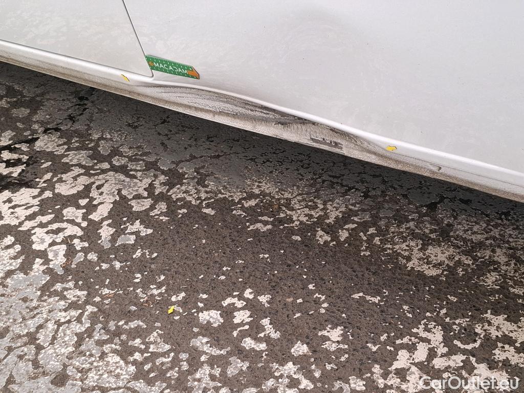  Renault  Kangoo  Express Extra (Série Spéciale) 1.5 dCi 75CV BVM5 E6 #27