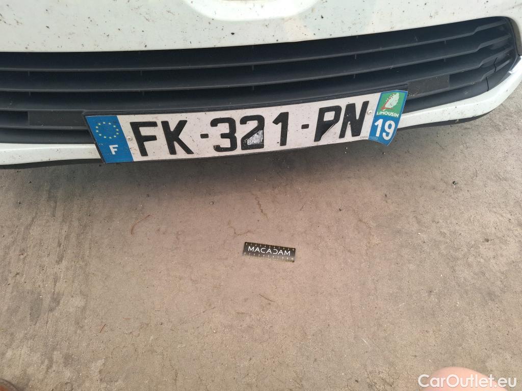  Renault  Clio  IV Air MediaNav 1.5 dCi 90CV BVM5 E6 #18
