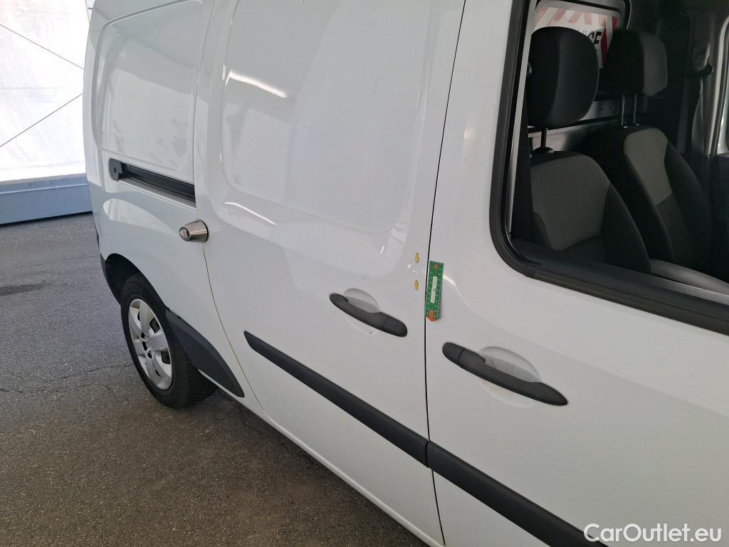  Renault  Kangoo  Express Maxi Extra (Série Spéciale) 1.5 dCi 90CV BVM5 E6 #64
