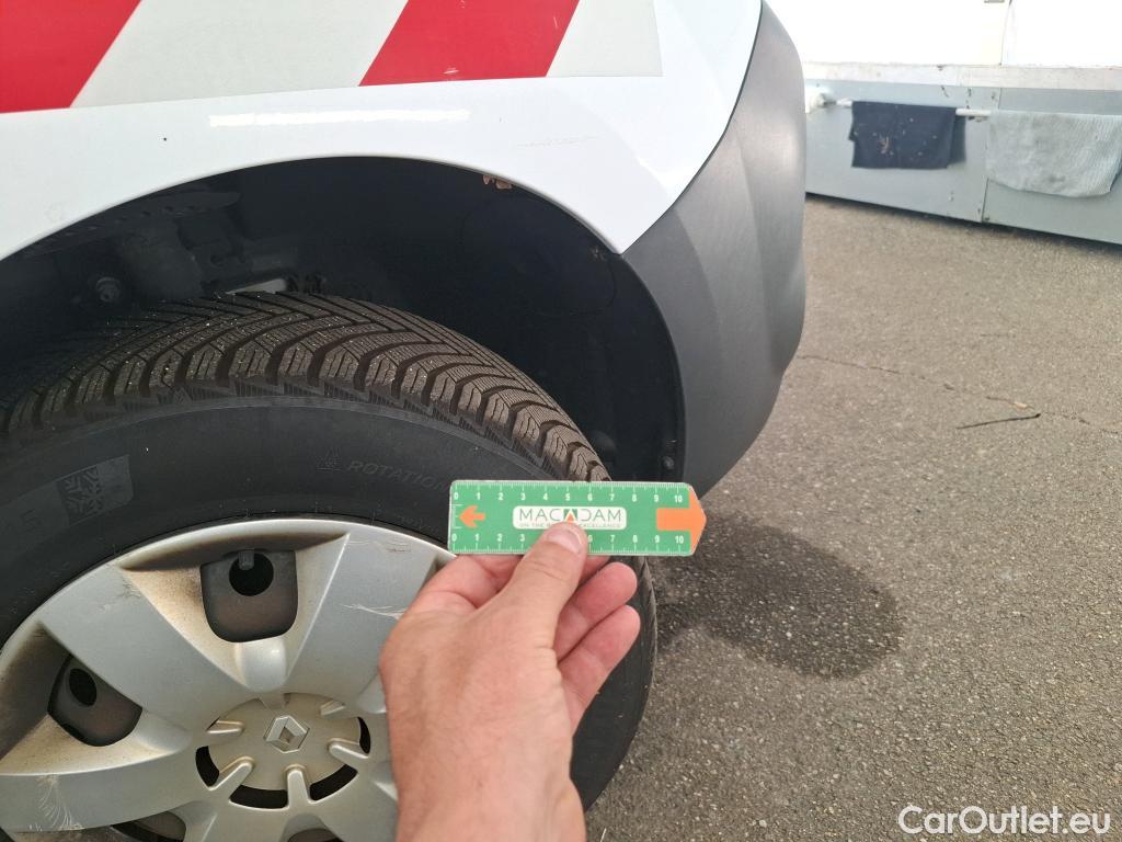  Renault  Kangoo  Express Maxi Extra (Série Spéciale) 1.5 dCi 90CV BVM5 E6 #18