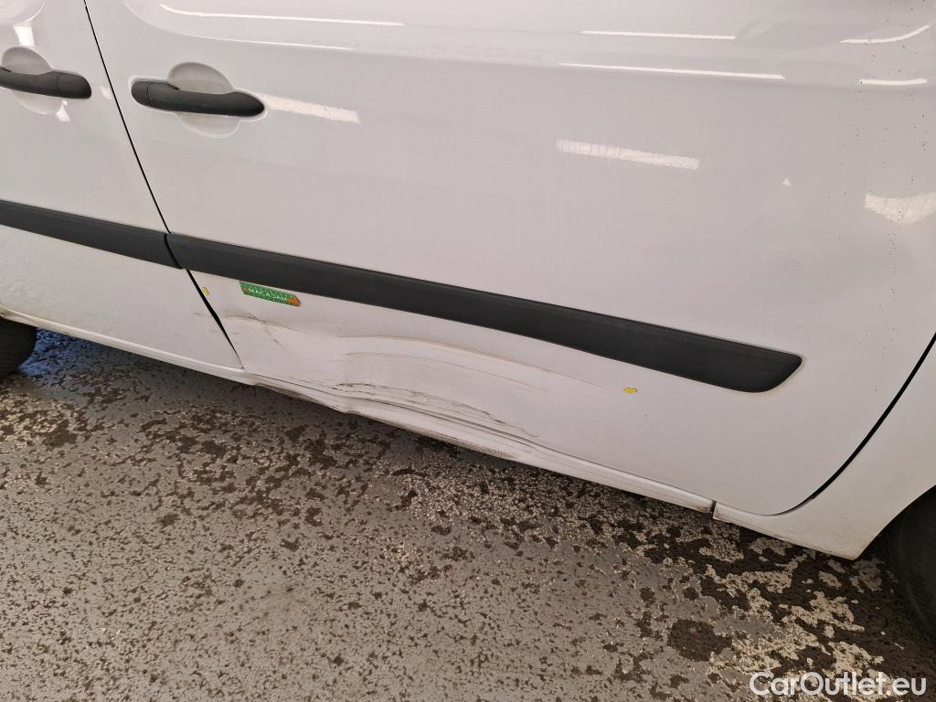  Renault  Kangoo  Express Extra (Série Spéciale) 1.5 dCi 75CV BVM5 E6 #11