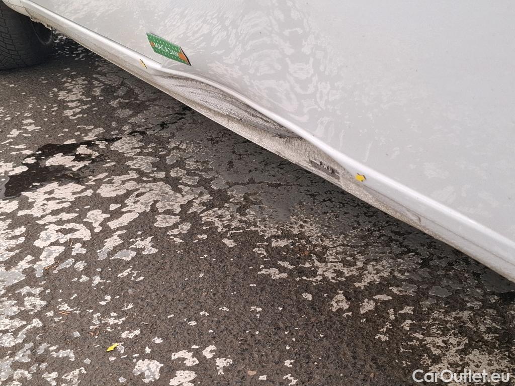  Renault  Kangoo  Express Extra (Série Spéciale) 1.5 dCi 75CV BVM5 E6 #28