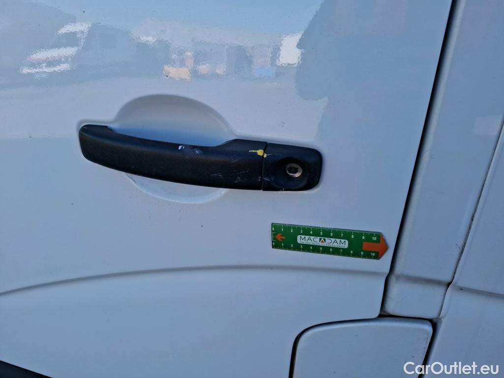  Renault  Master RENAULT  VU 4p Fourgon FG GCf Trac F3500 L3H3 Energy dCi 145 E6 #33