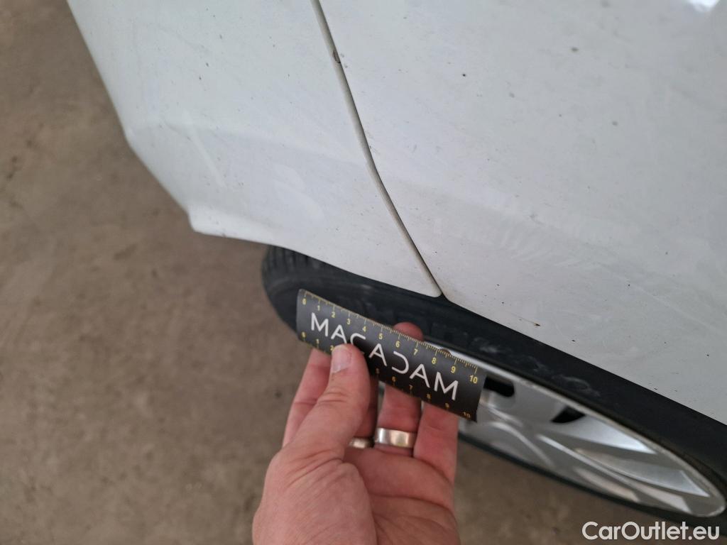  Renault  Clio  IV Air MediaNav 1.5 dCi 90CV BVM5 E6 #8