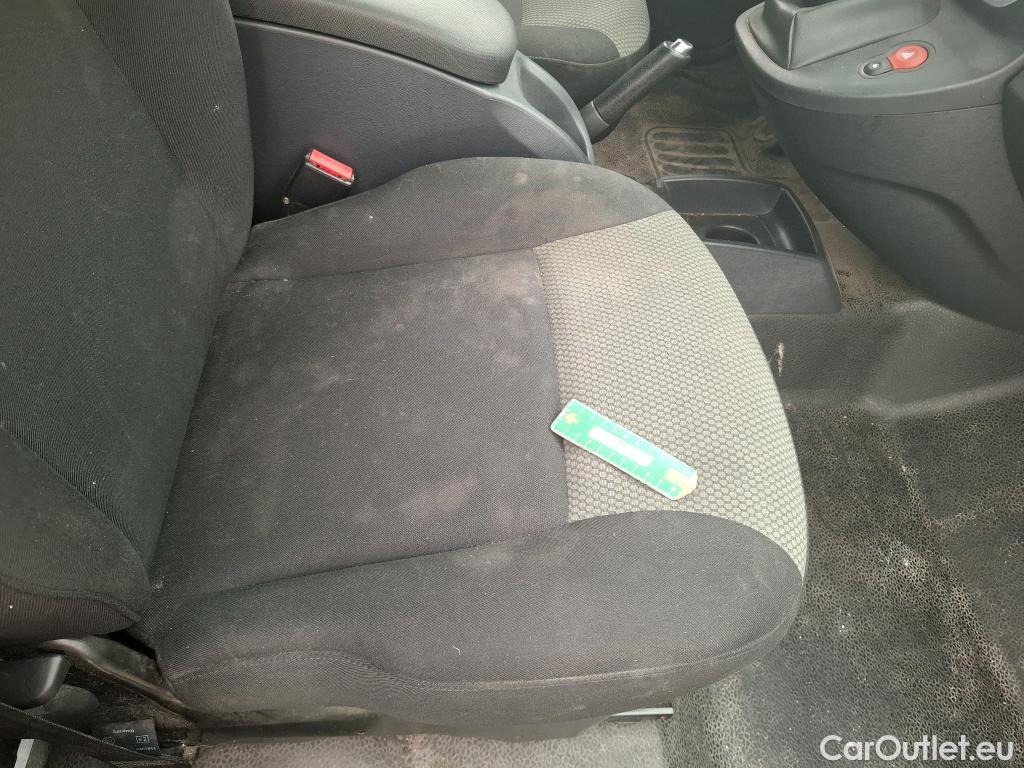 Renault  Kangoo  II Express Grand Confort (L1) 1.5 dCi 80CV BVM6 E6dT #28