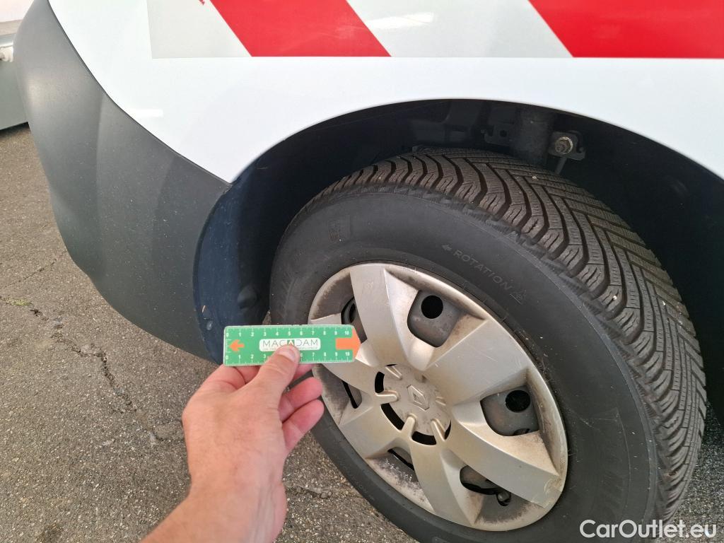  Renault  Kangoo  Express Maxi Extra (Série Spéciale) 1.5 dCi 90CV BVM5 E6 #20