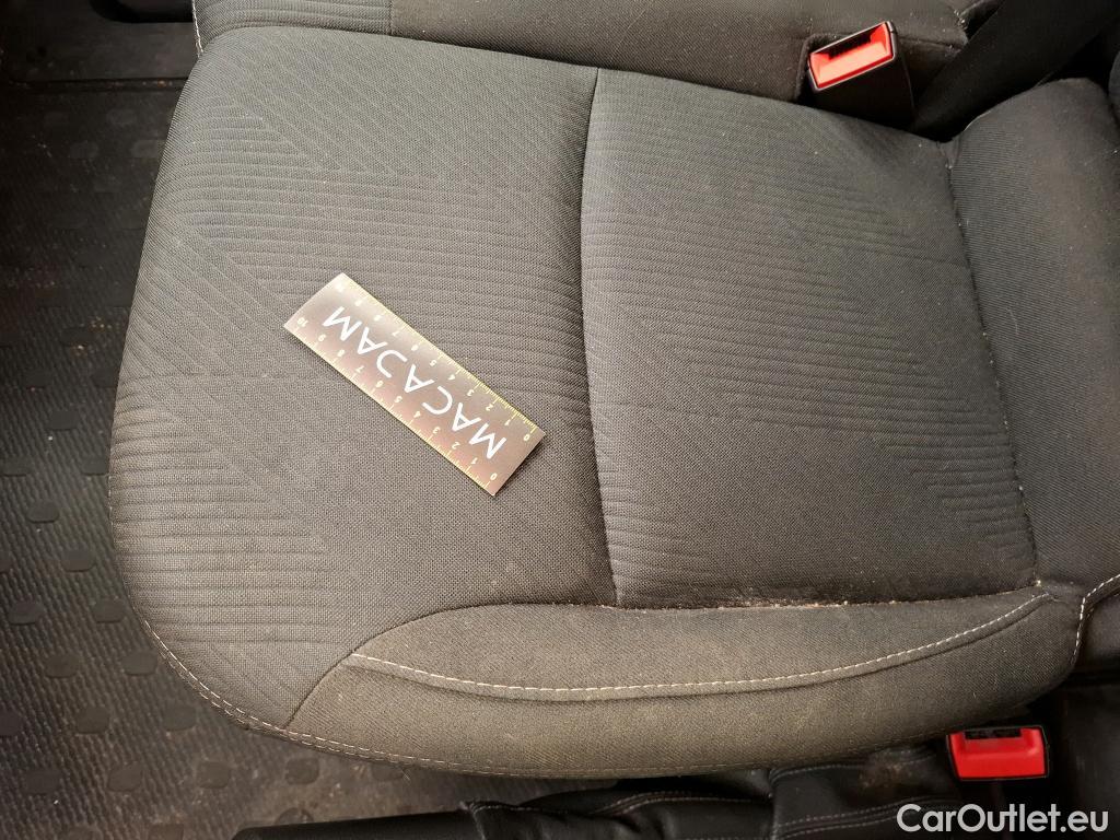  Renault  Trafic  Fourgon L1H1 3T Grand Confort 2.0 dCi 130CV BVM6 E6d #13