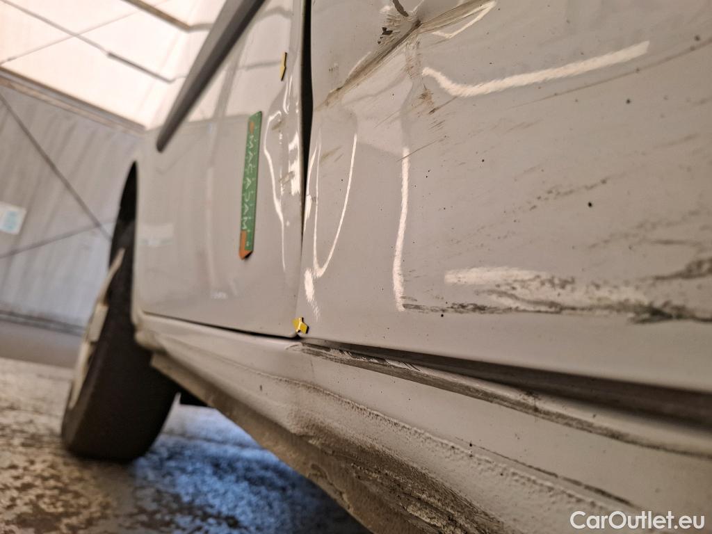  Renault  Kangoo  Express Extra (Série Spéciale) 1.5 dCi 75CV BVM5 E6 #17