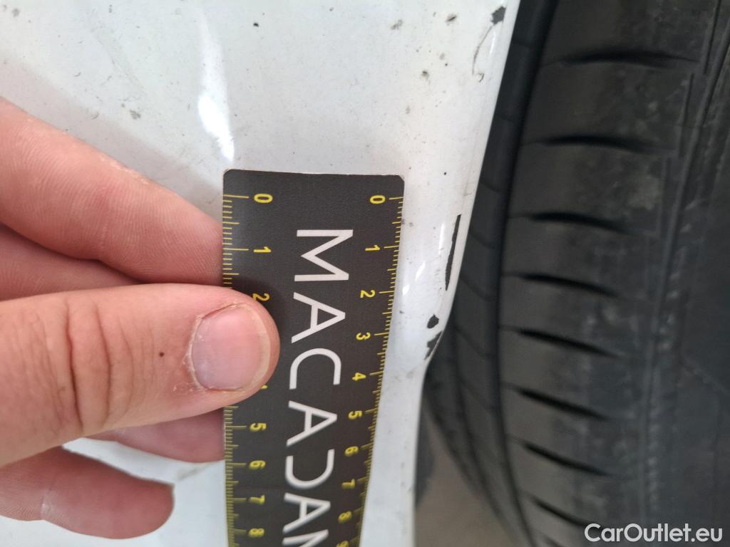  Renault  Clio  IV Air MediaNav 1.5 dCi 90CV BVM5 E6 #7