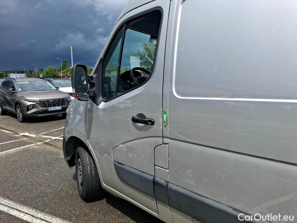  Renault  Master RENAULT  VU 4p Fourgon FGGCf Trac F3500 L2H3 dCi 110 Euro6 #40