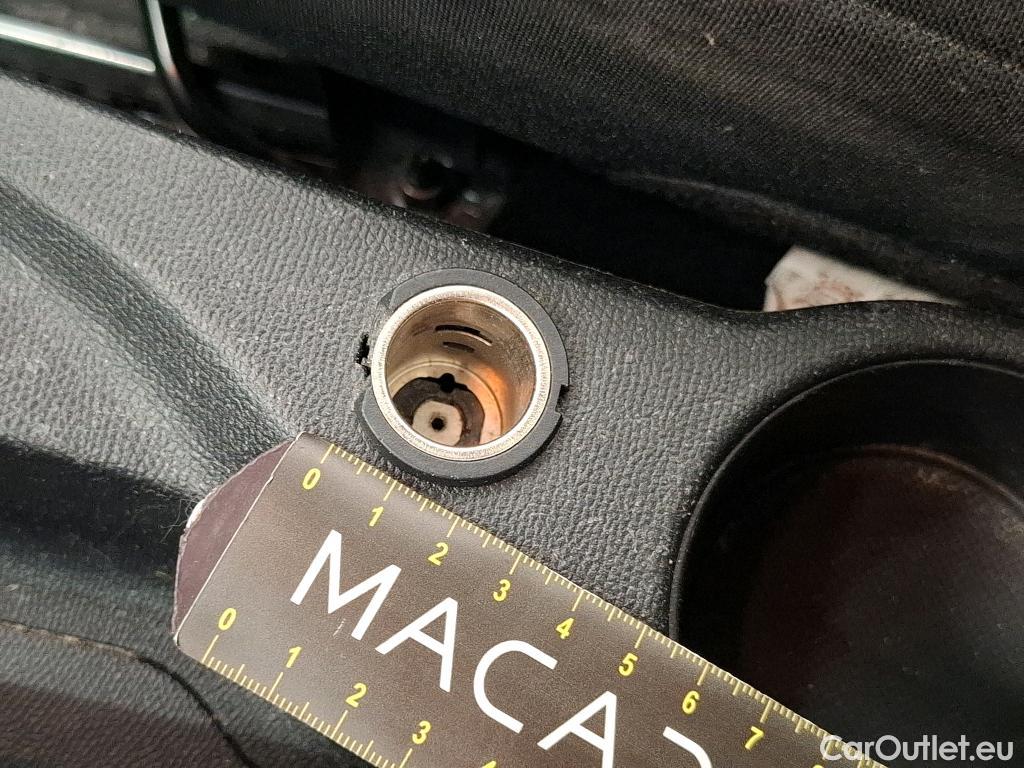  Peugeot  208  Premium 1.5 HDi 100CV BVM6 E6d #58