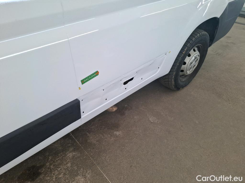  Peugeot  Boxer PEUGEOT  VU 4p Fourgon 2.0 BLUEHDI 160 S&S PREMIUM PA 335 L3H3 #31