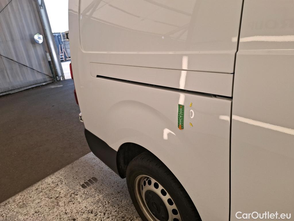  Opel  Vivaro OPEL  / 2019 / 4P / Fourgon tôlé 2.0 Diesel 145 Ptac aug L3 P.Busin auto #15
