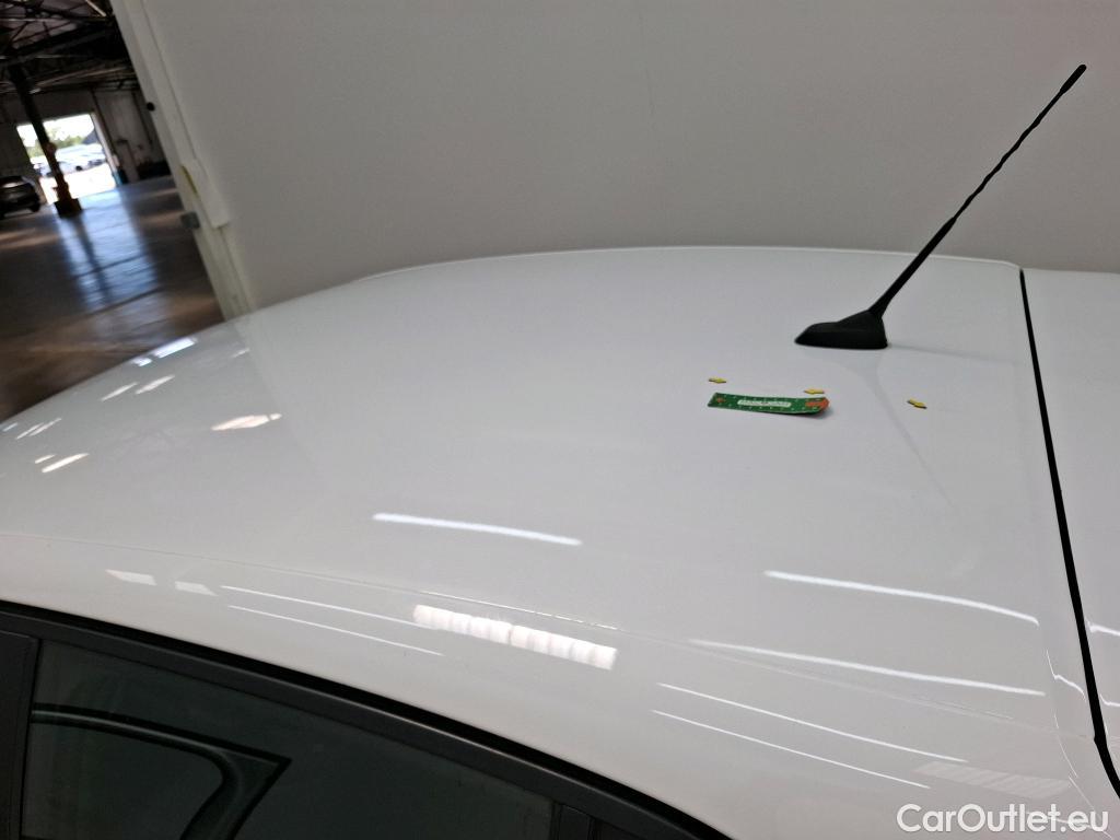  Peugeot  208  Premium 1.5 HDi 100CV BVM6 E6d #11