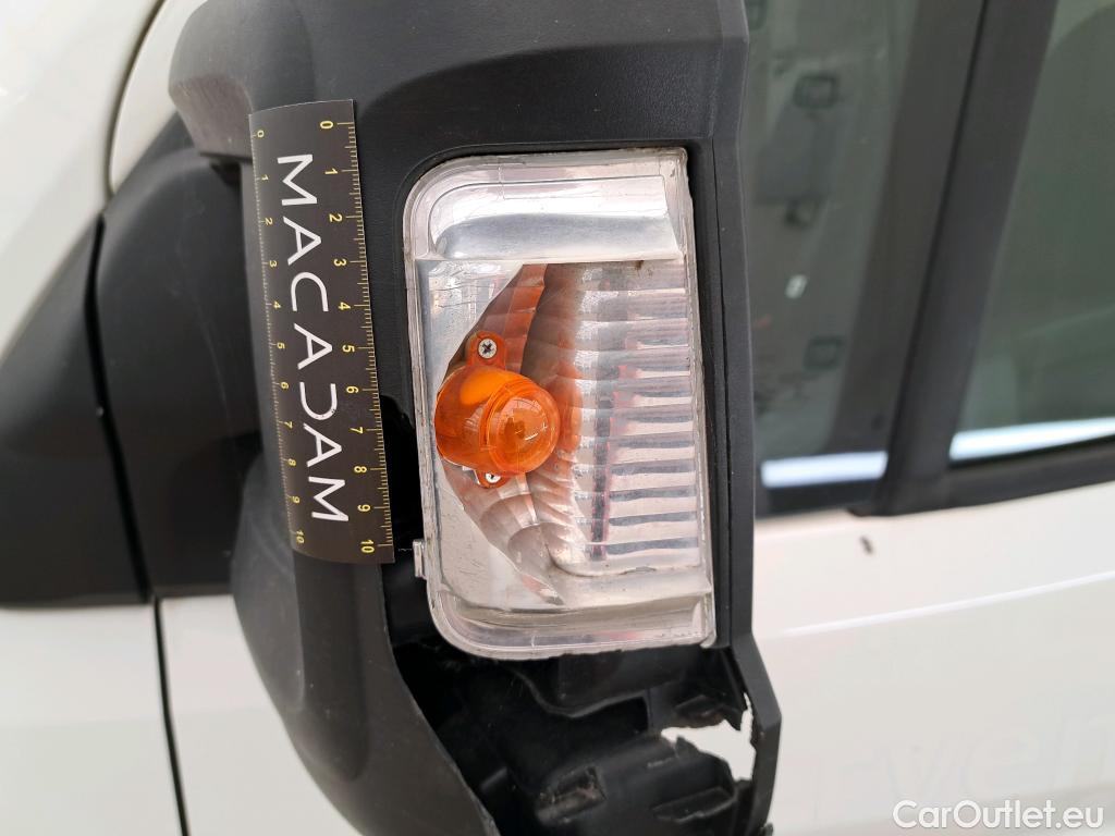  Citroen  Jumper CITROEN  / 2014 / 4P / Fourgon tôlé 33 L1H2 BlueHDi 140 S&S BVM6 Club #35