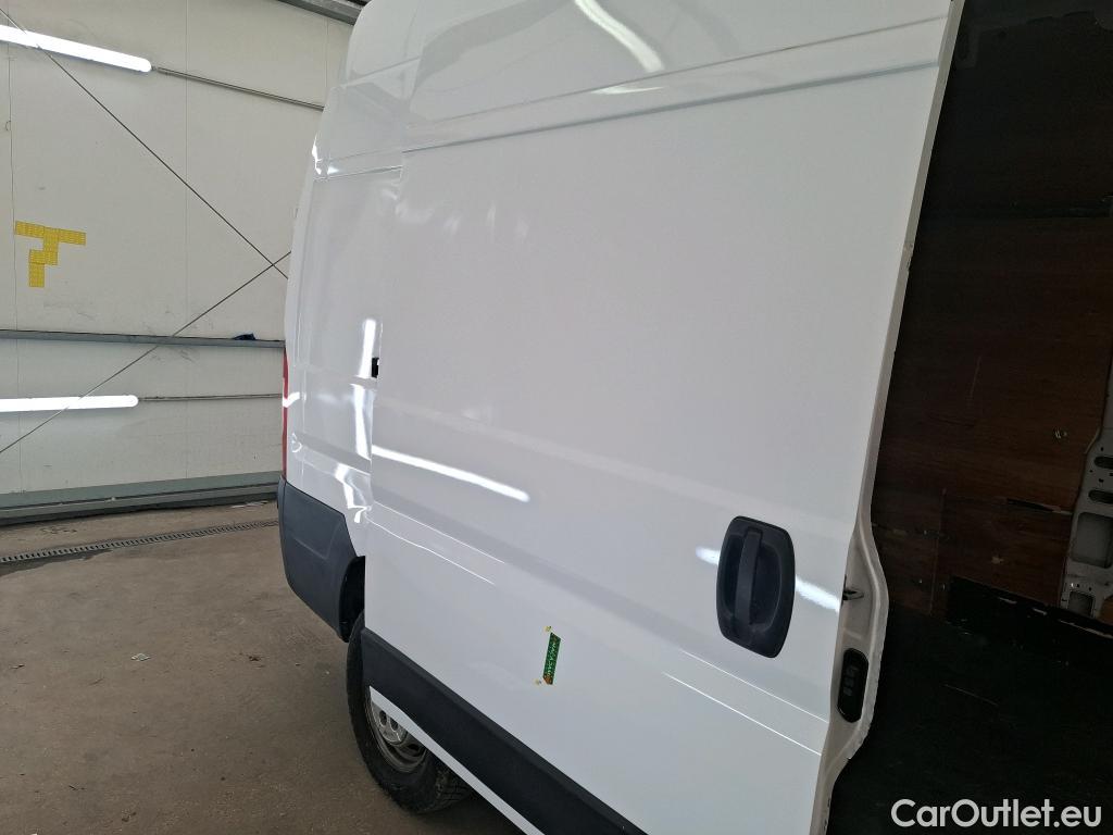  Peugeot  Boxer PEUGEOT  VU 4p Fourgon 2.0 BLUEHDI 160 S&S PREMIUM PA 335 L3H3 #13