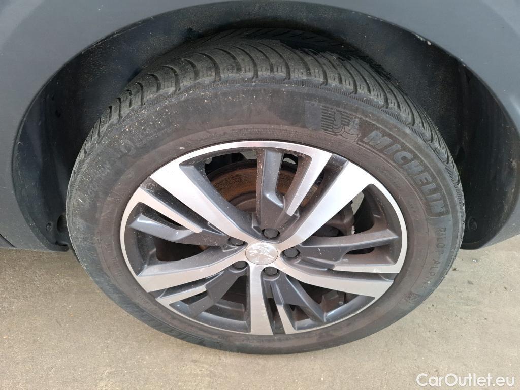  Peugeot  3008  Allure Pack 1.5 HDi 130CV BVA8 E6d / TRANSFO VP/VF #46