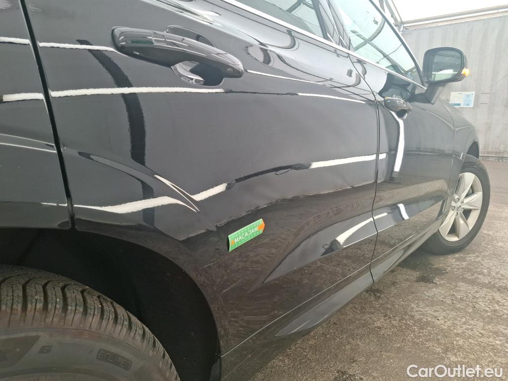  Volvo  XC60 VOLVO  / 2021 / 5P / SUV B4 197 Geartronic 8 Momentum Business #5