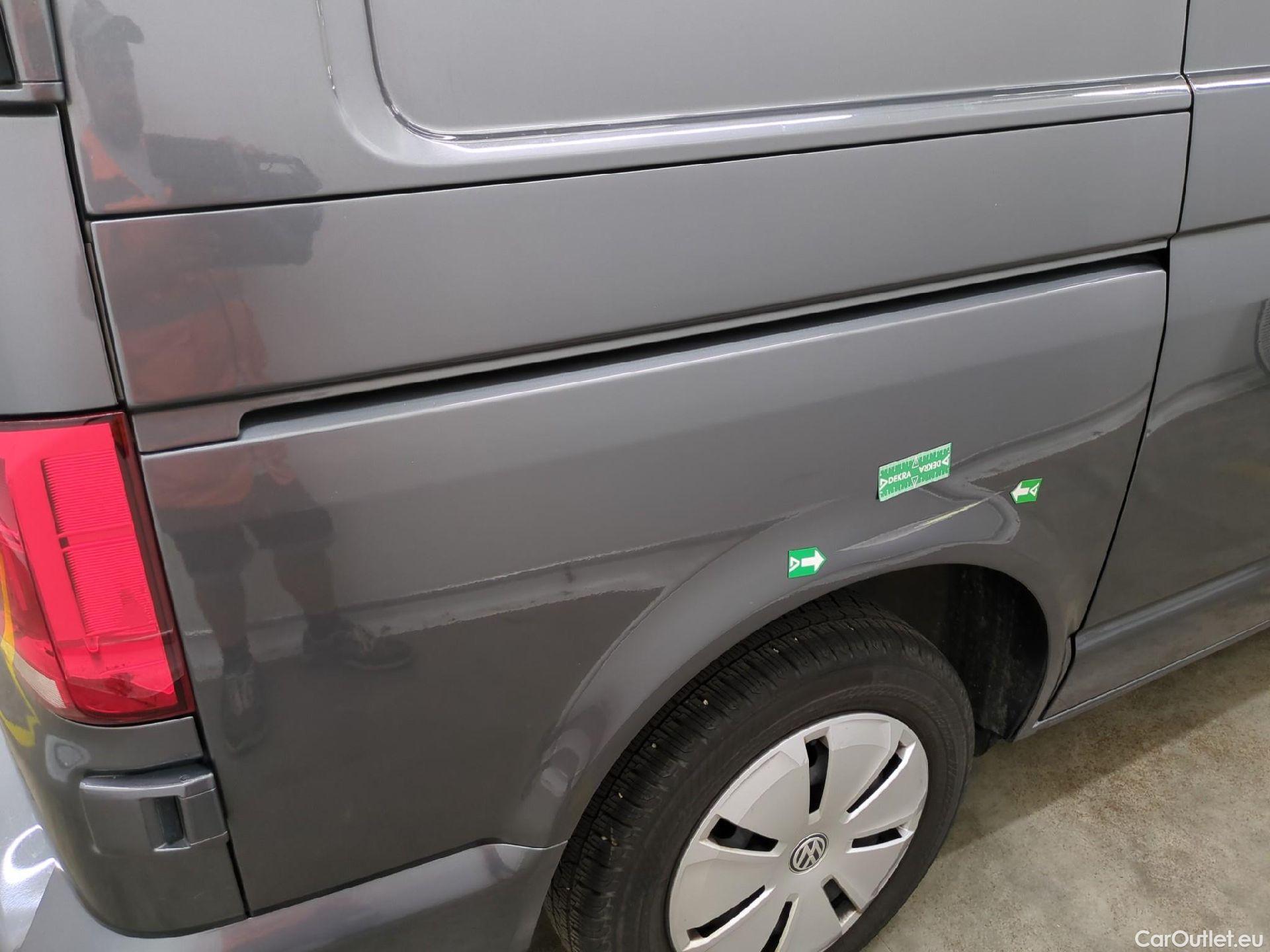  Volkswagen  Transporter VOLKSWAGEN  / 2019 / 4P / Fourgon tôlé 2.0 TDi 150 DSG7 L1H1 Business Plus #11