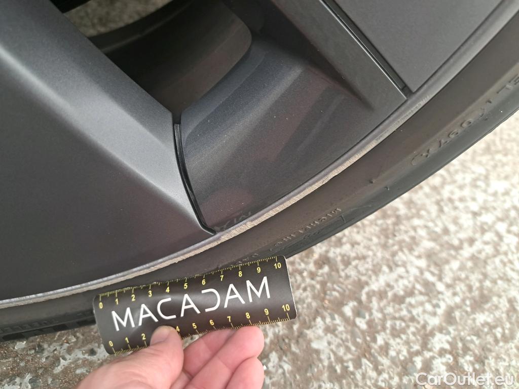  Tesla  Model 3 TESLA  / 2018 / 4P / Berline Propulsion #13