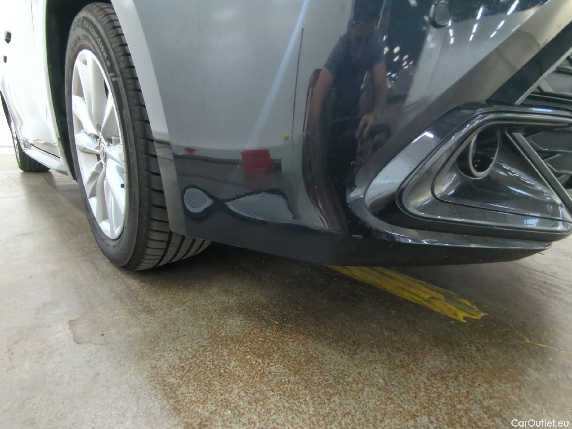  Toyota  Corolla TOYOTA  Touring Sports / 2022 / 5P / Break Hybride 140h Dynamic Business Beyond Zer #4