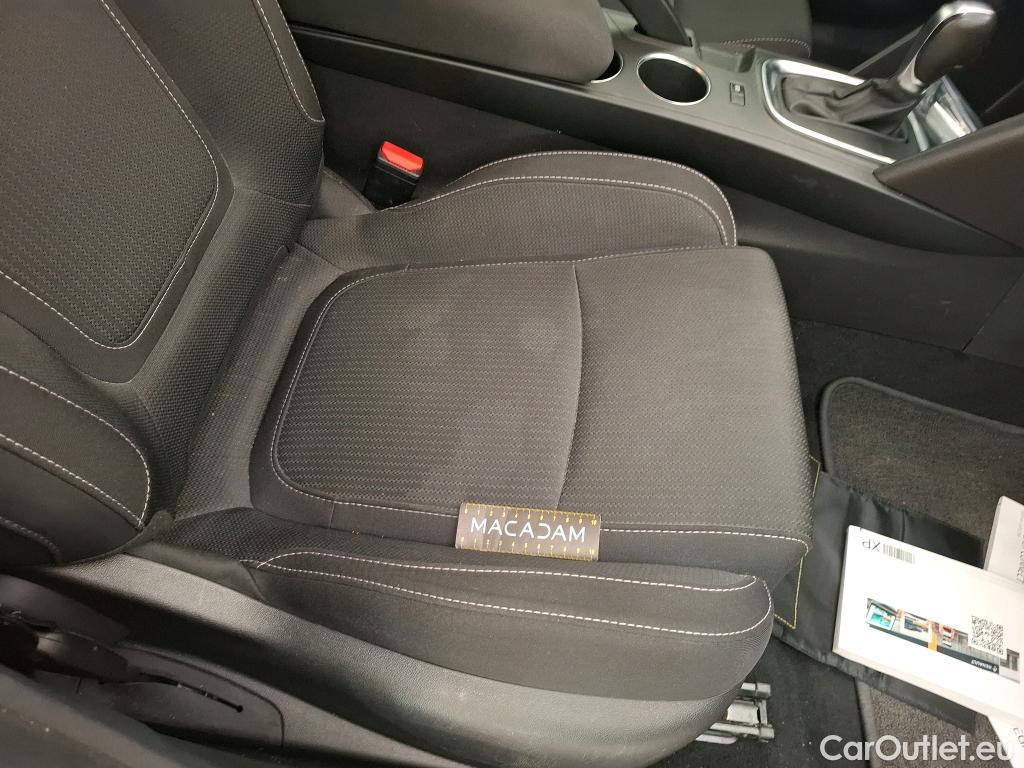  Renault  Megane  IV Berline 5pt. Business 1.5 dCi 115CV BVA7 E6d #20
