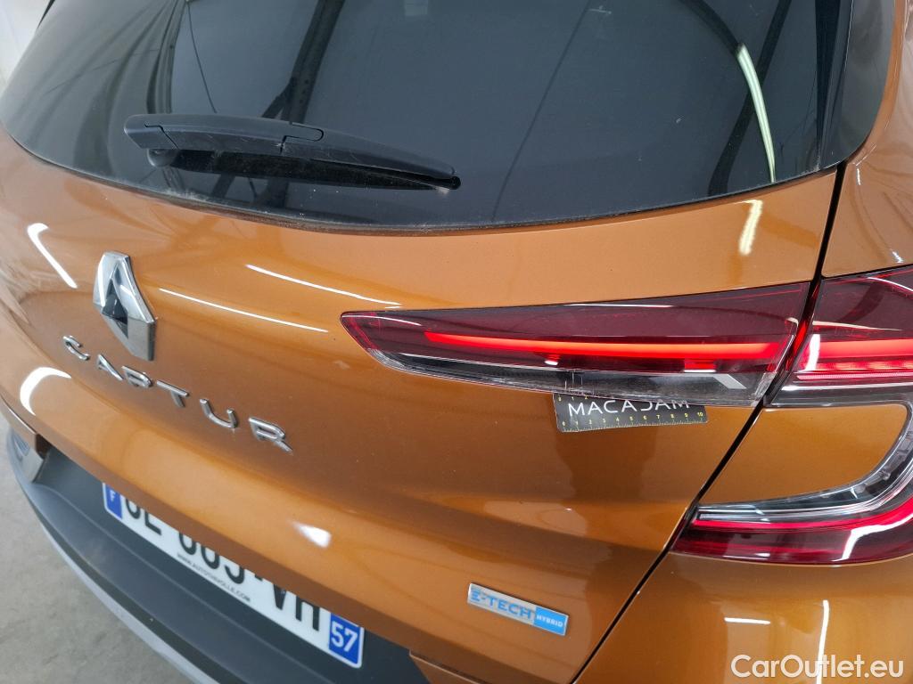  Renault  Captur  II Intens 1.6 E-TECH Hybrid 145CV BVA6 E6d #1