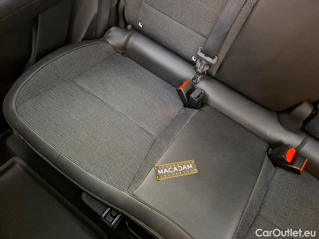  Renault  Captur  II Intens 1.6 E-TECH Hybrid 145CV BVA6 E6d #17