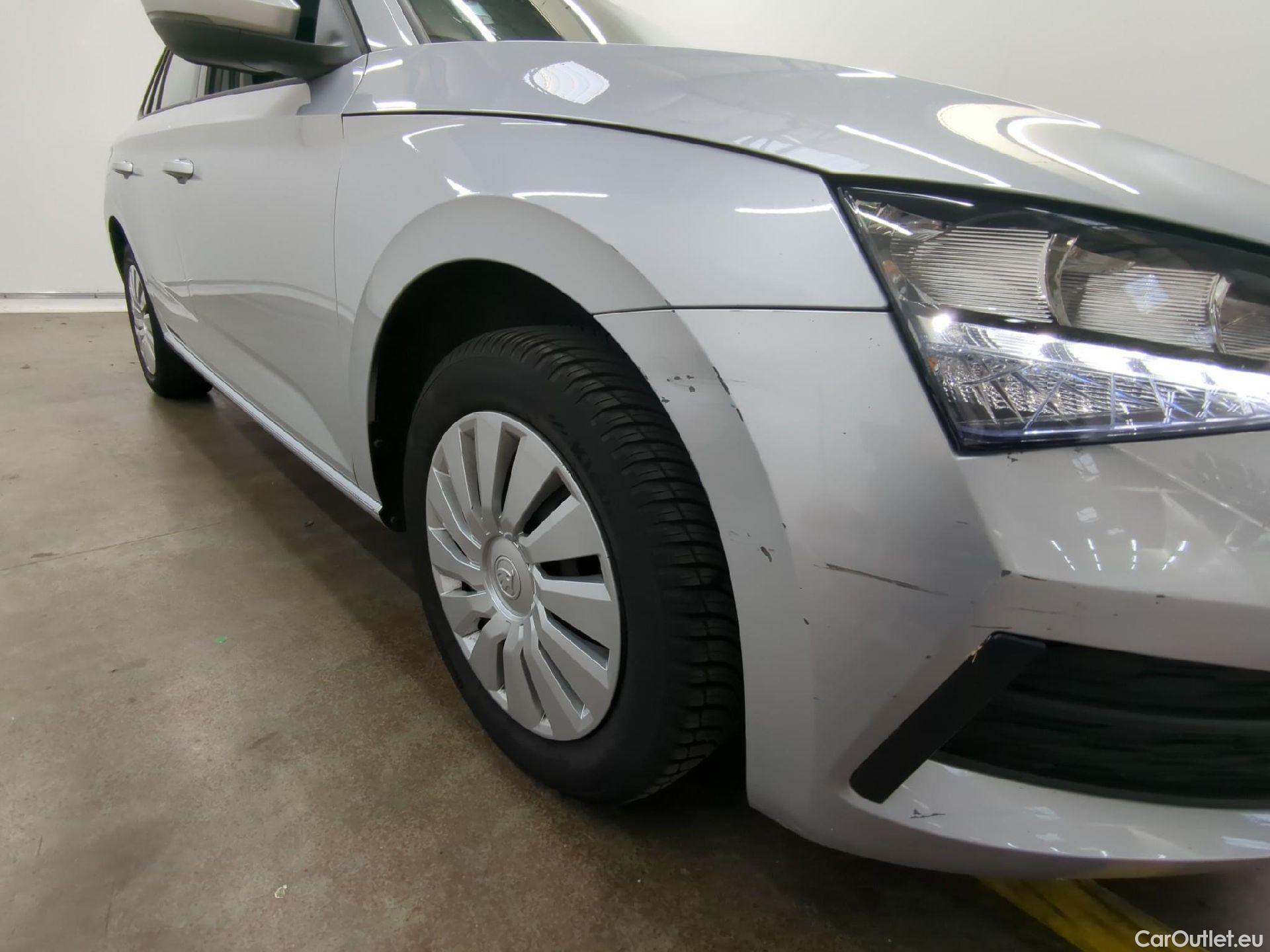  Skoda  Scala  Active 1.0 TSI 95CV BVM5 E6d #1