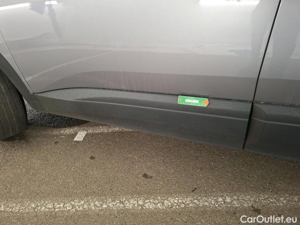  Peugeot  3008  Active Business 1.5 HDi 130CV BVA8 E6d #105